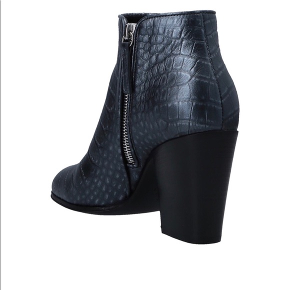 Giuseppe Zannoti Ankle Boot - Picture 3 of 8